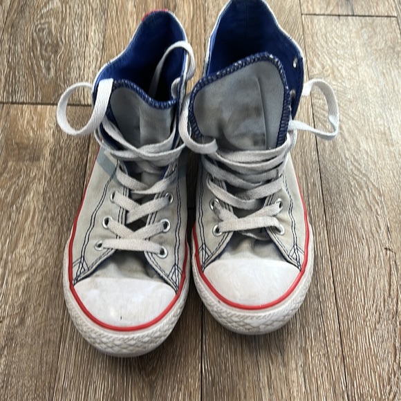 4/$20🥳 Kids American Flag Converse shoes size 4 - Picture 4 of 6